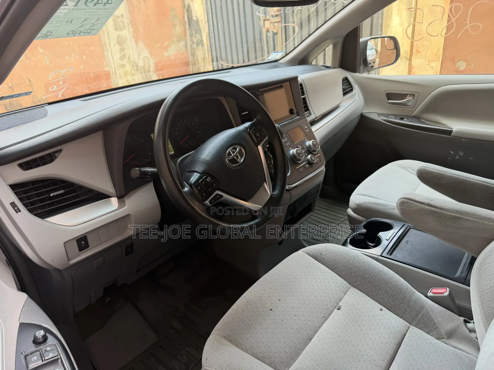 Toyota Sienna 2015 Gray