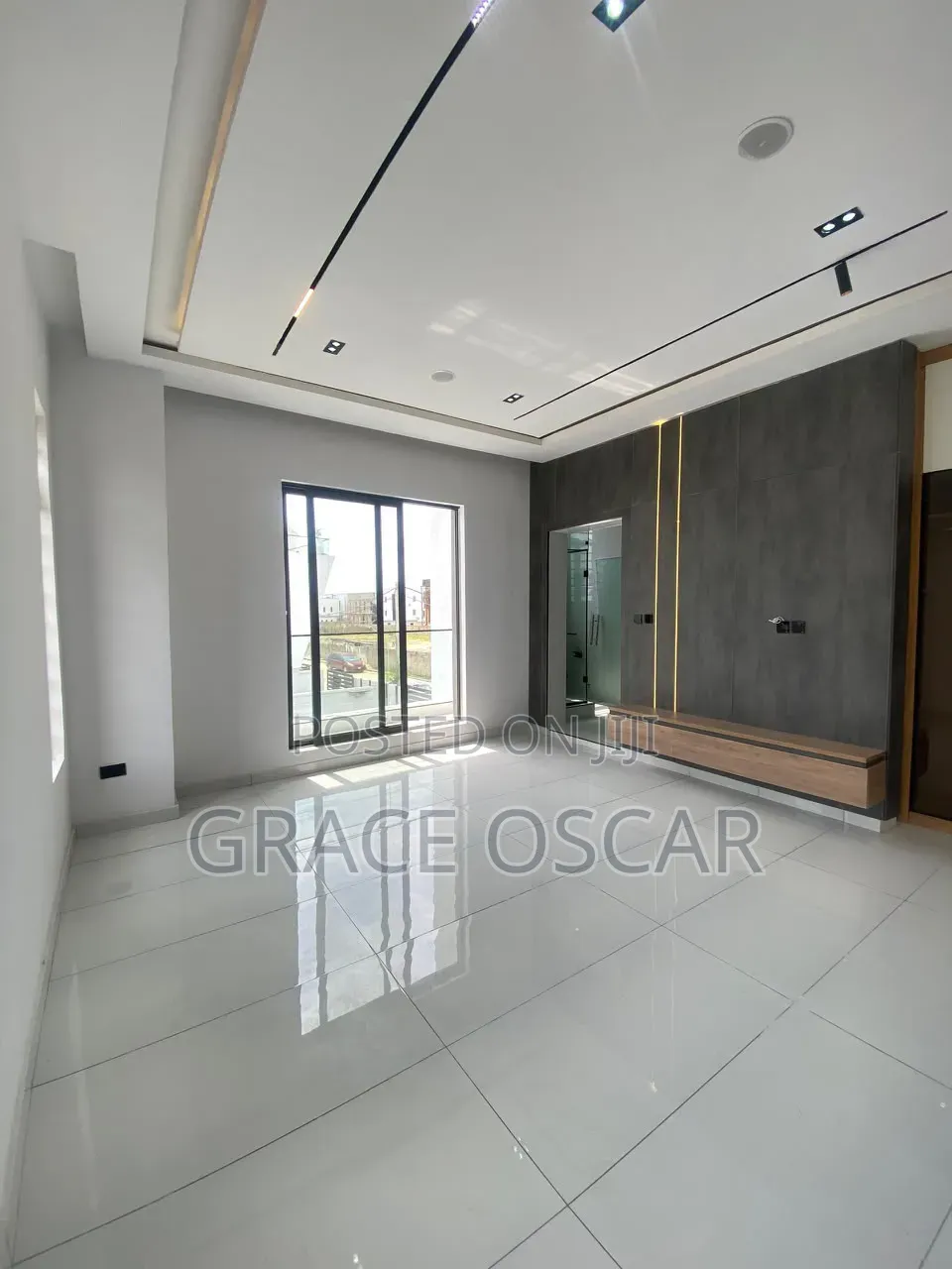 4bdrm Duplex in Ikota for sale