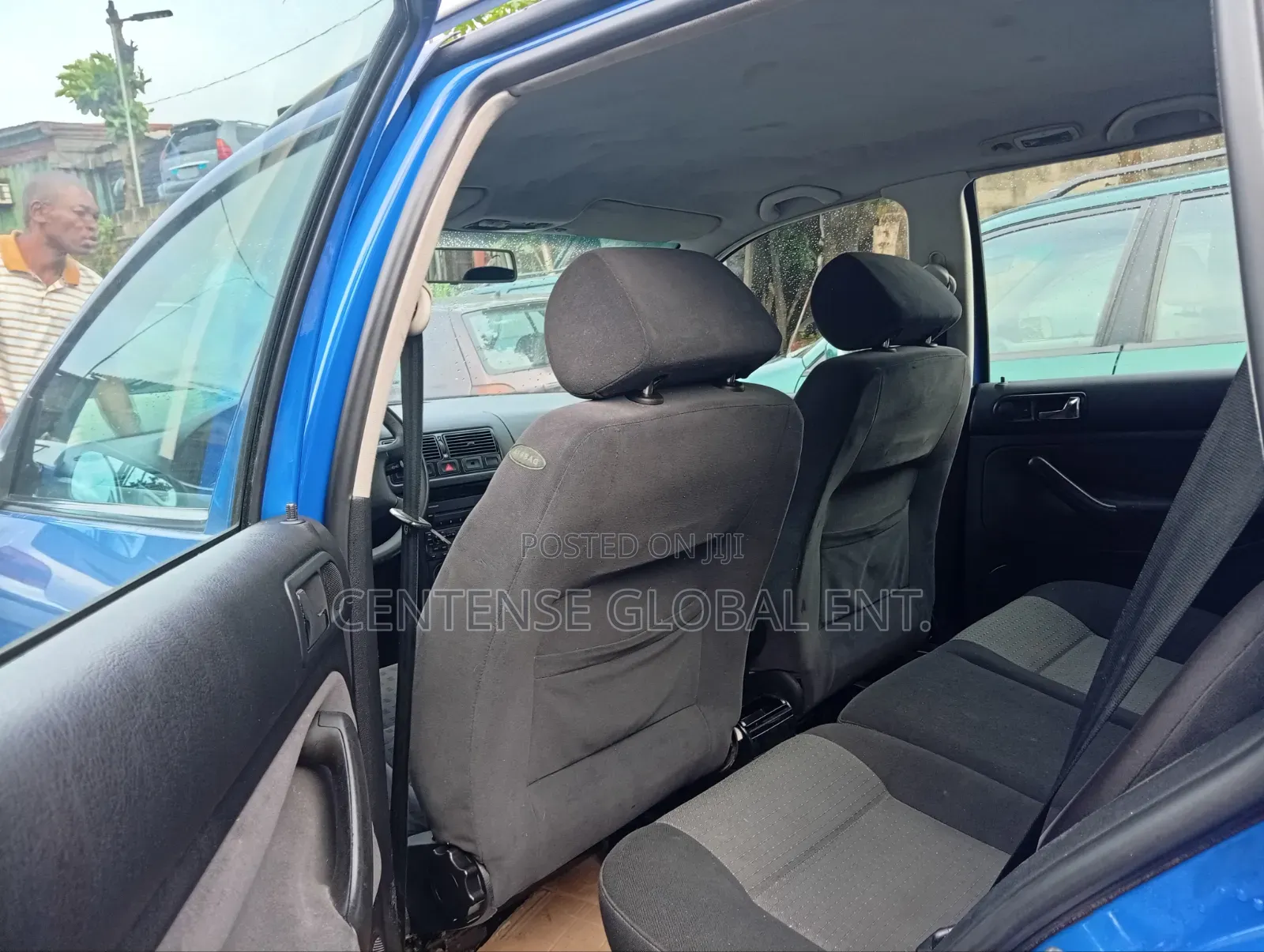 Volkswagen Golf 2000 Blue