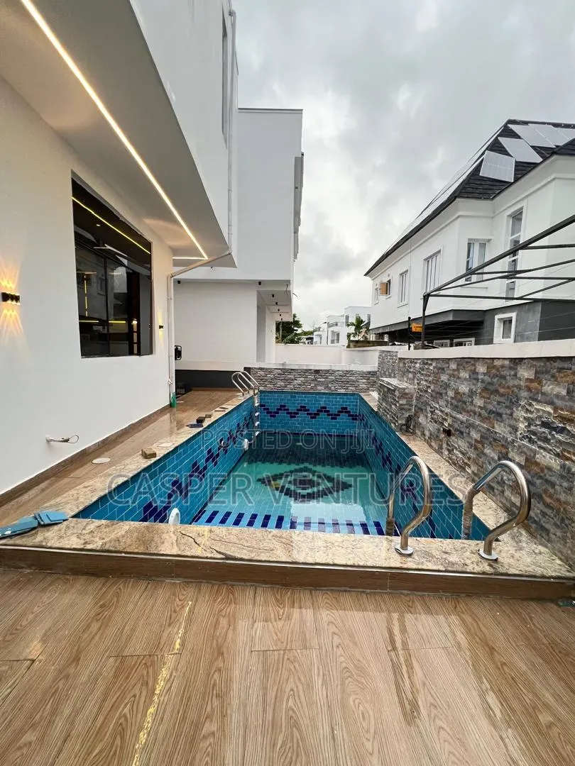 5bdrm Duplex in Megamound, Ikota for sale