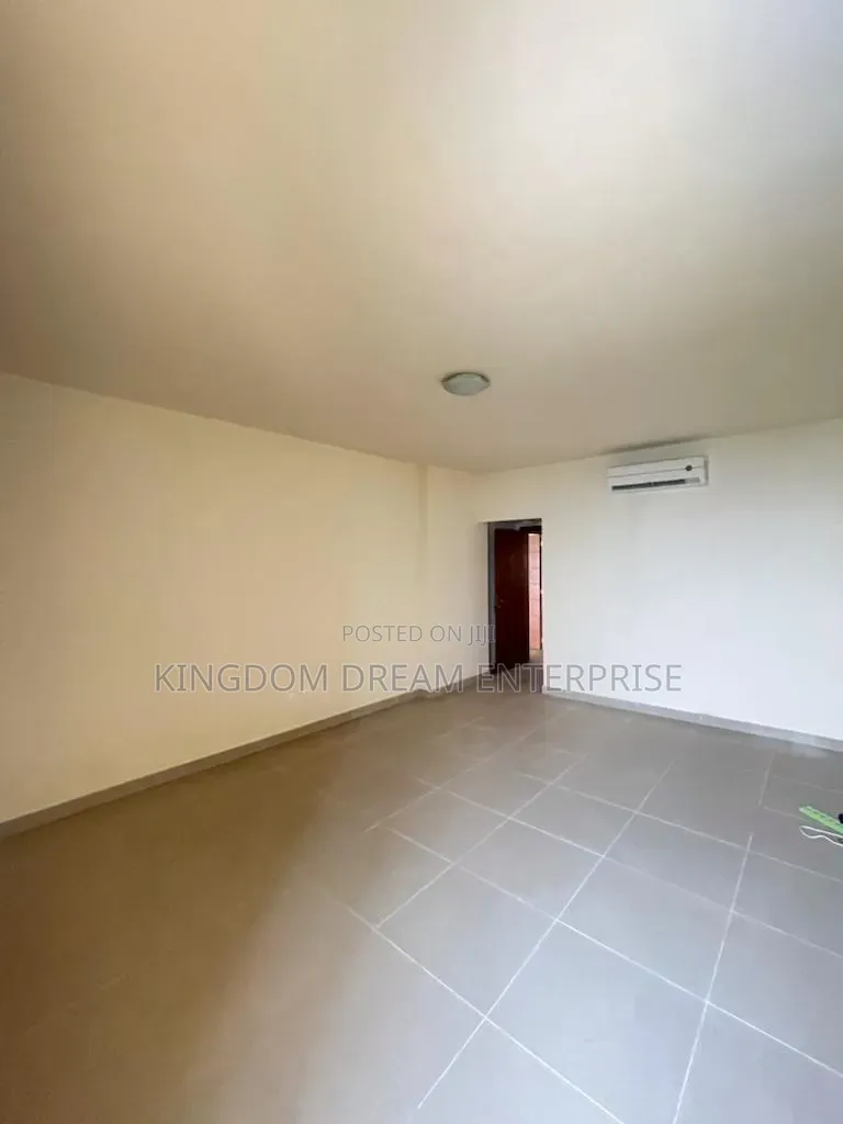3bdrm Apartment in Banana Island Ikoyi for sale