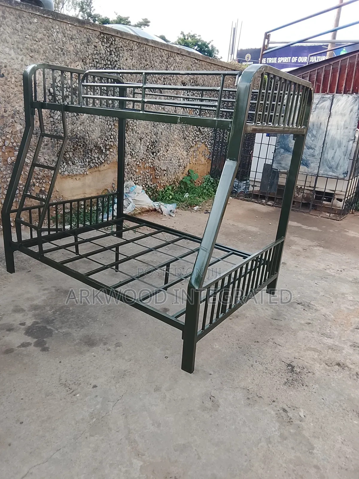 Detachable Metal Bunkbed 4.5 /6 3.5 /6 Green.
