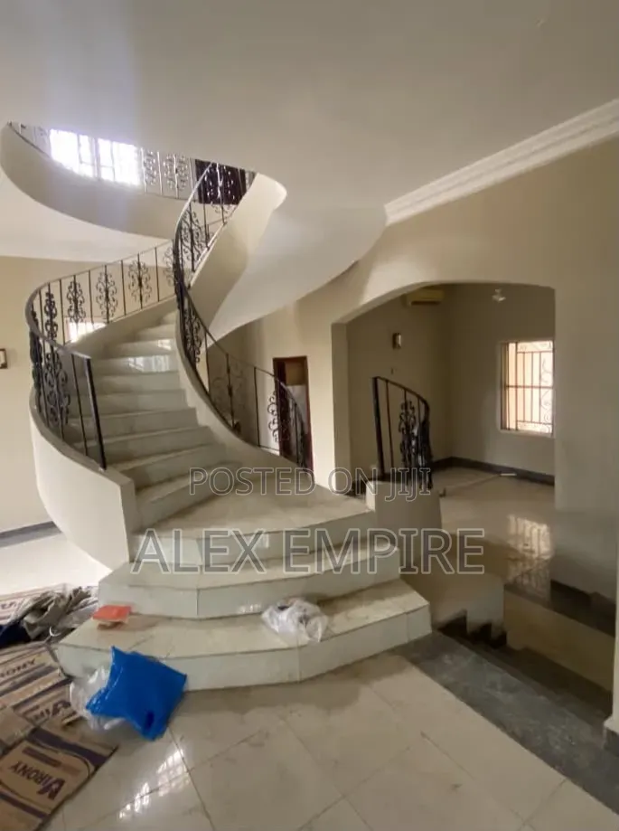 5bdrm Duplex in Osborne Foreshore Estate for rent