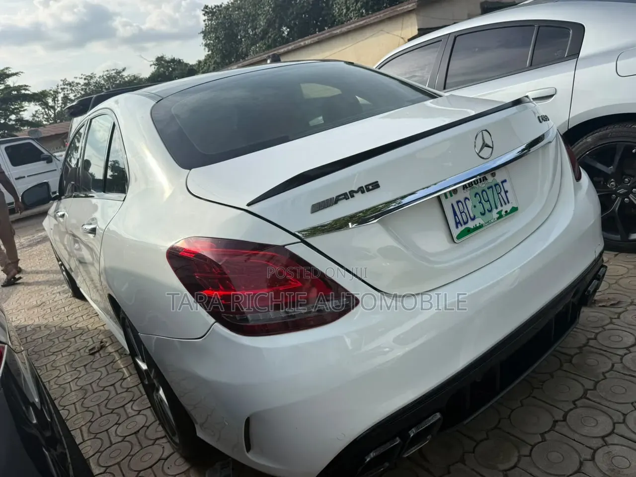 Mercedes-Benz C450 2016 White