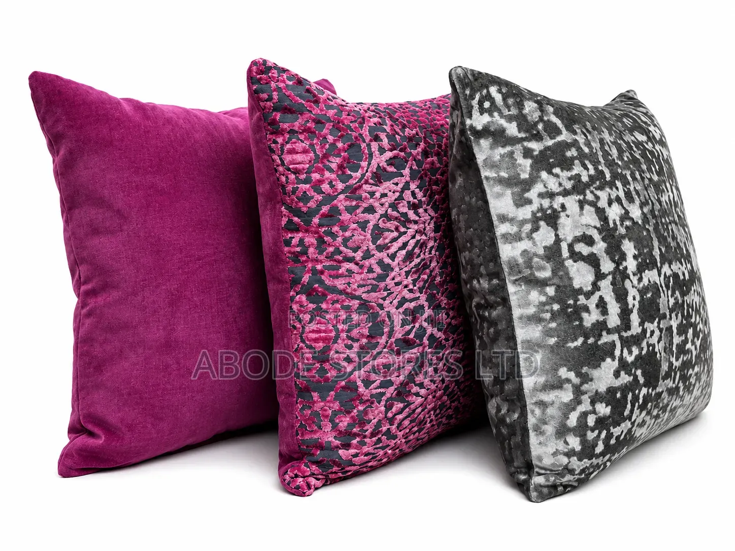 3 Pieces Decorative Pillows