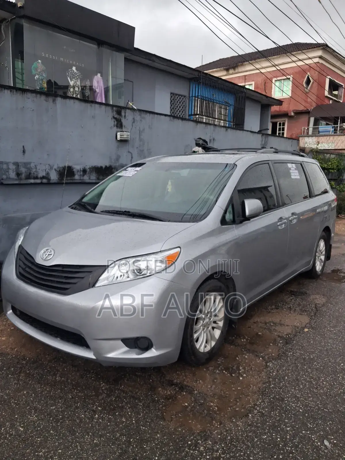 Toyota Sienna 2011 Gray