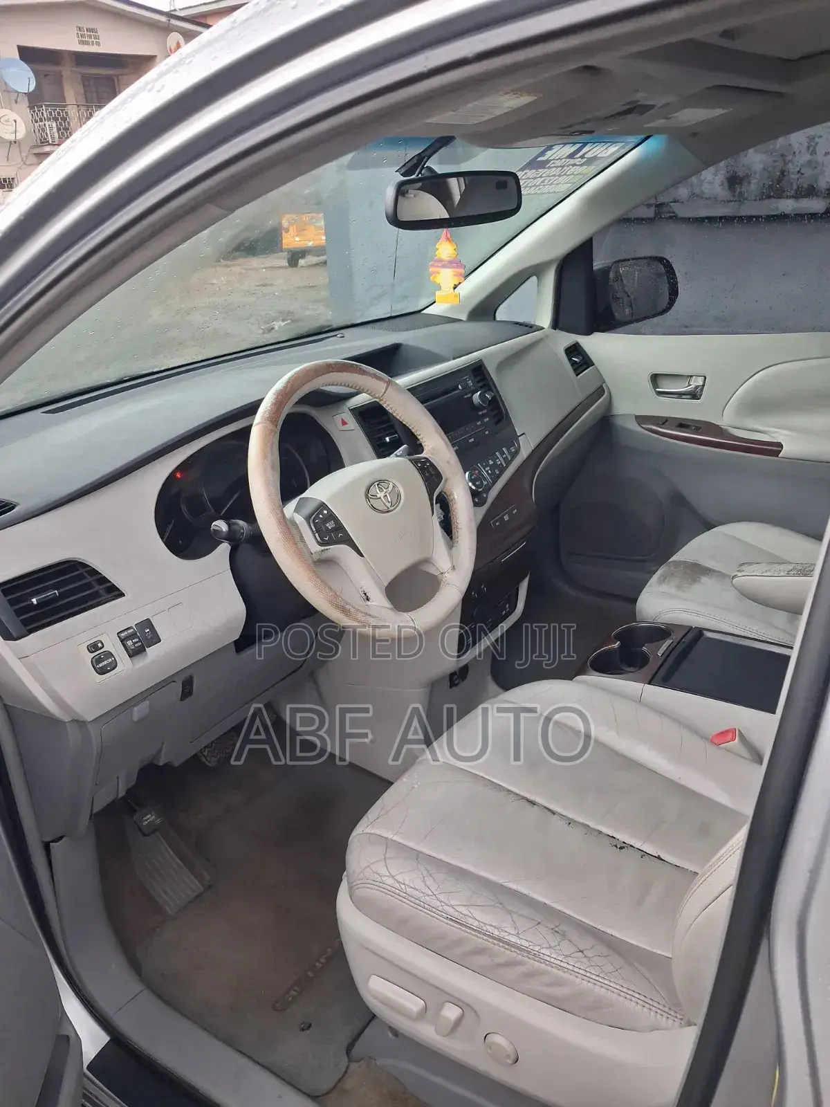 Toyota Sienna 2011 Gray