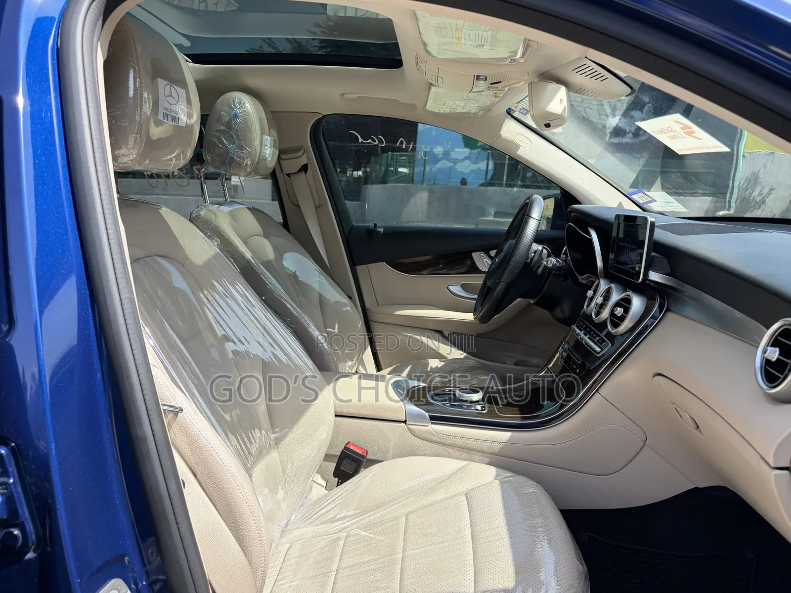 Mercedes-Benz GLC-Class 2019 Blue