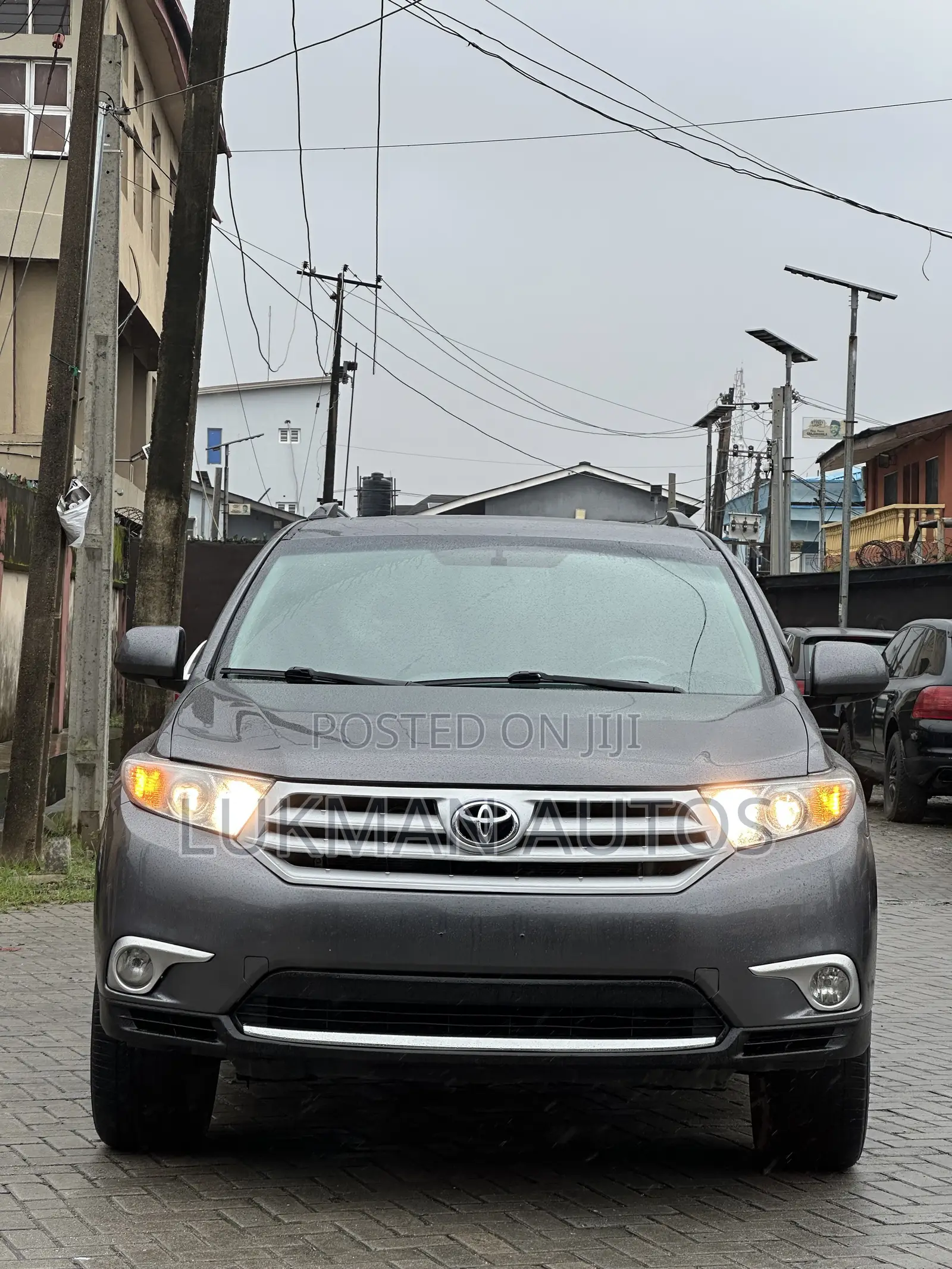 Toyota Highlander Limited 3.5l 4WD 2013 Gray
