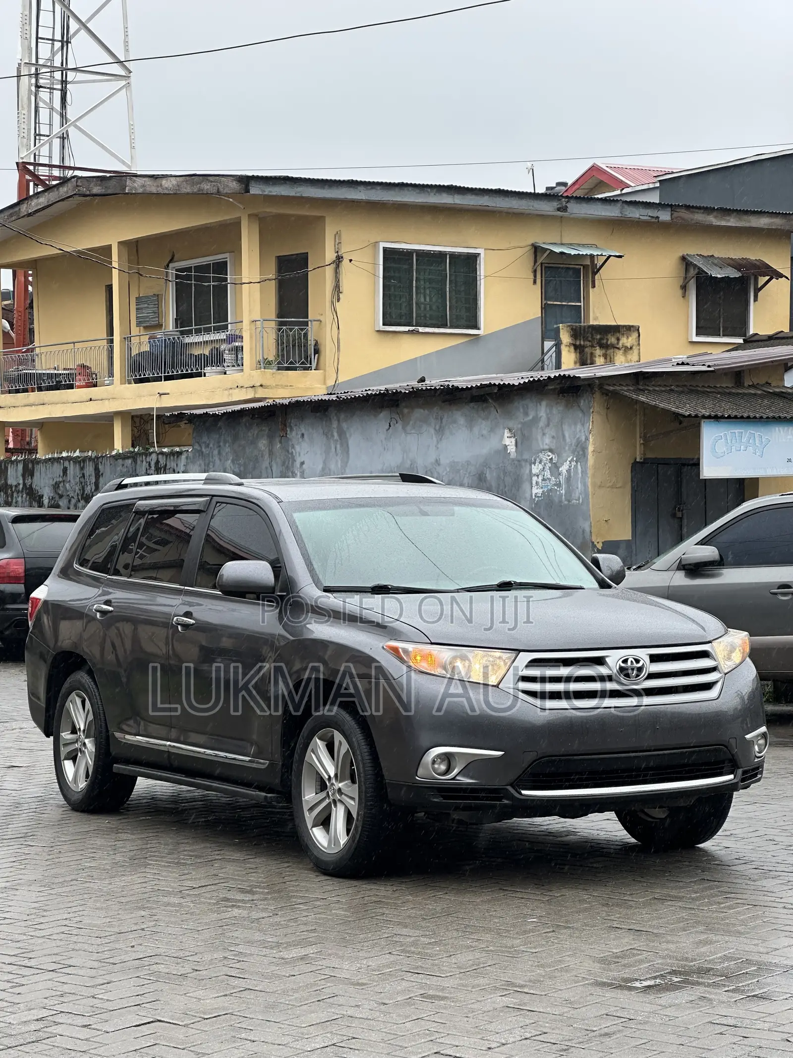 Toyota Highlander Limited 3.5l 4WD 2013 Gray
