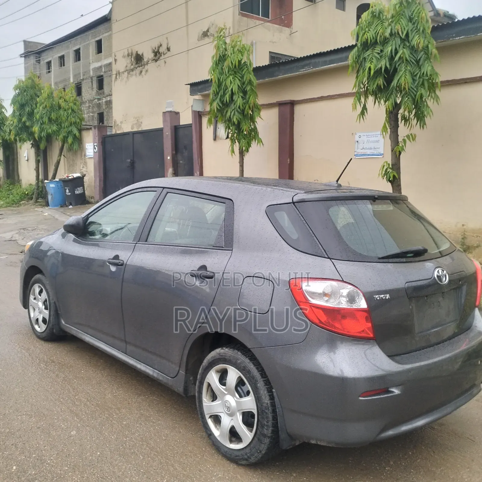 Toyota Matrix 2010 Gray