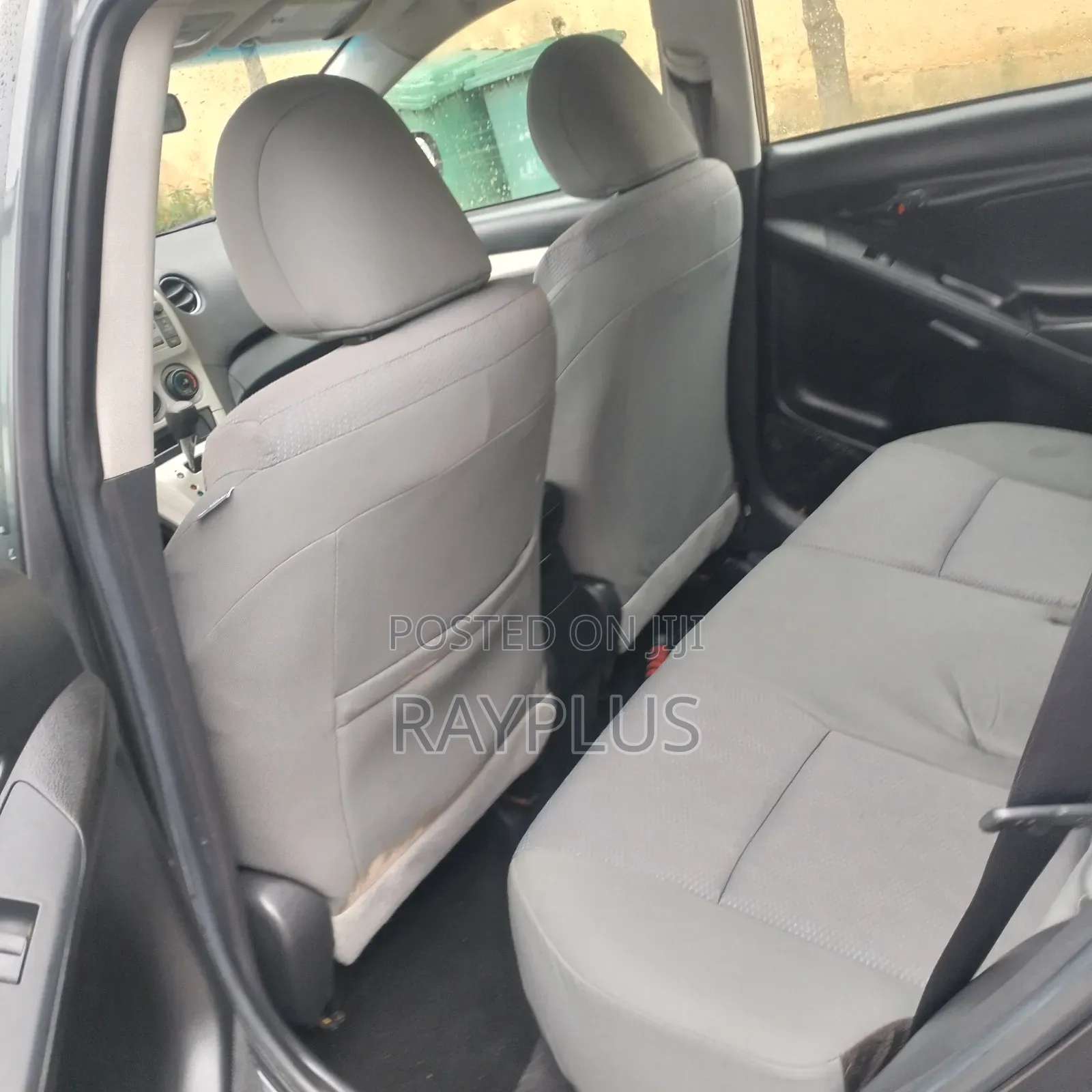 Toyota Matrix 2010 Gray