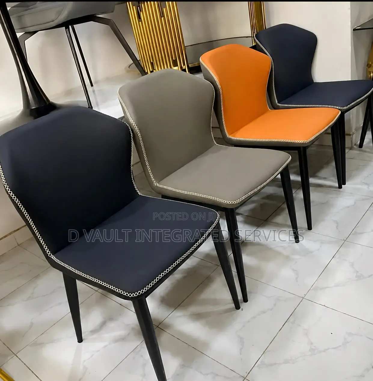 Balcony Chair / Waiting Chair