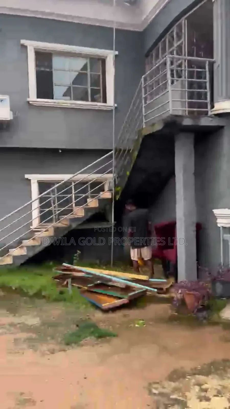 5 Bedroom Duplex for Lease