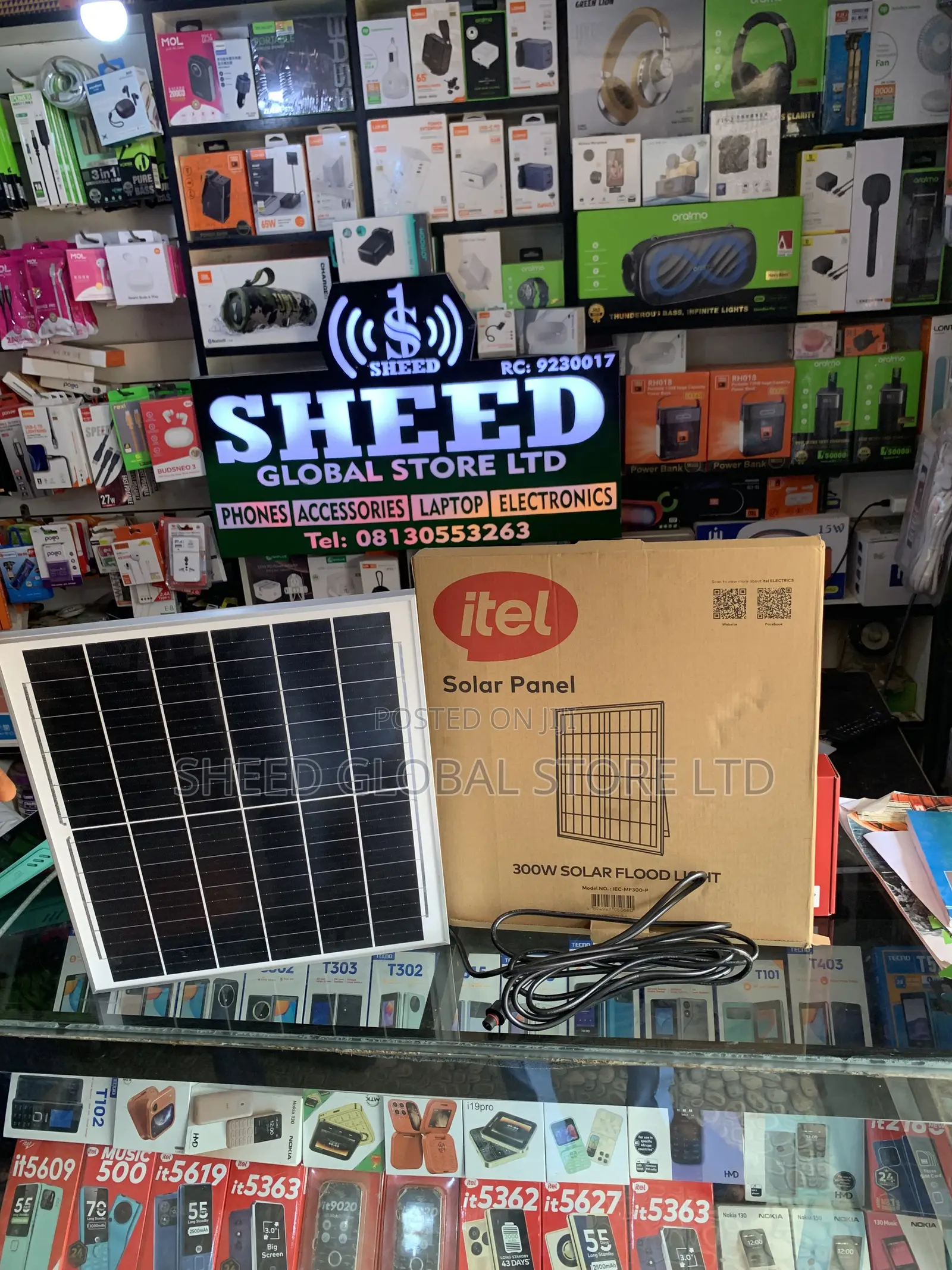 Itel Solar Flood Light