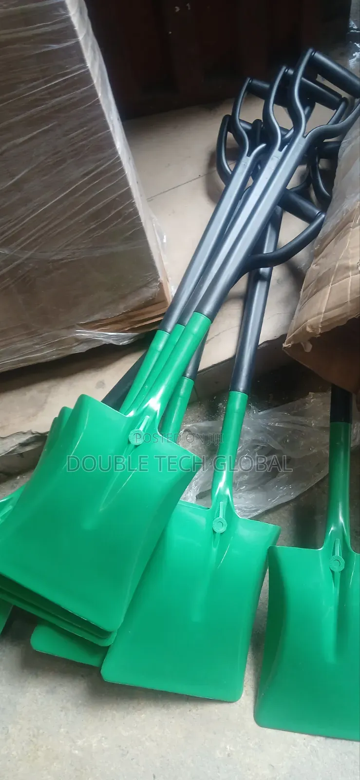 NON-SPARK Plastic Shovel/ Spade