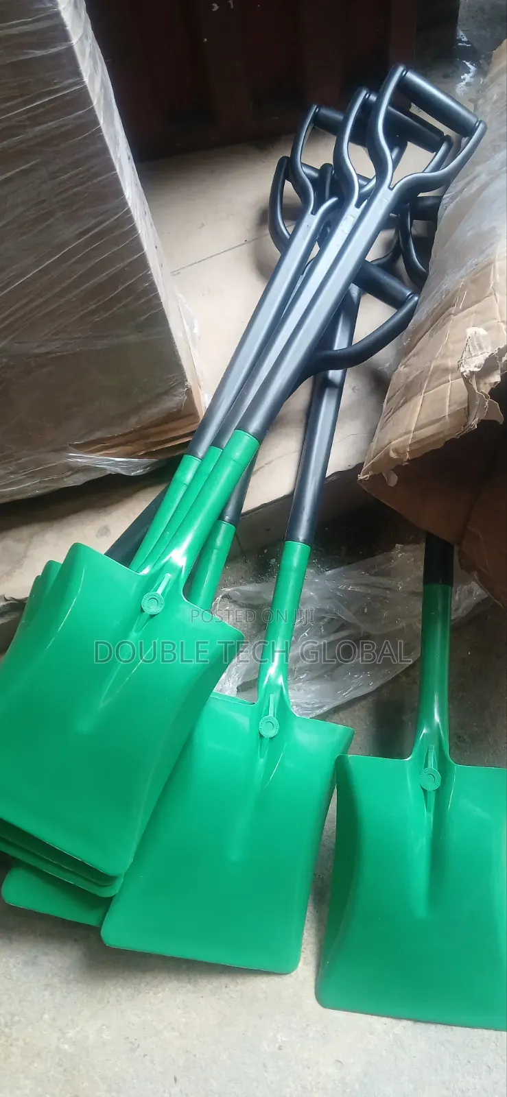 NON-SPARK Plastic Shovel/ Spade