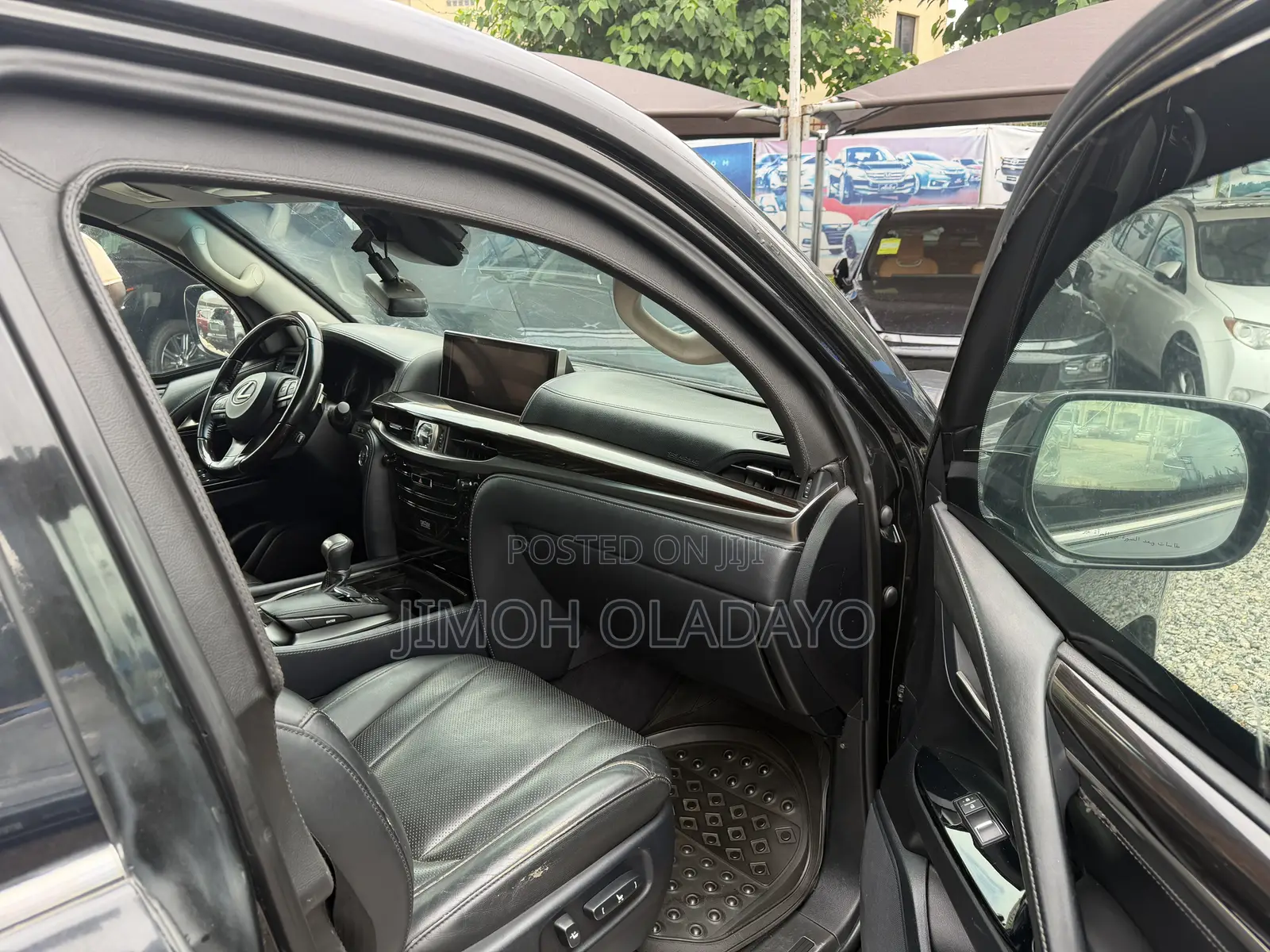 Lexus LX 570 AWD 2018 Black