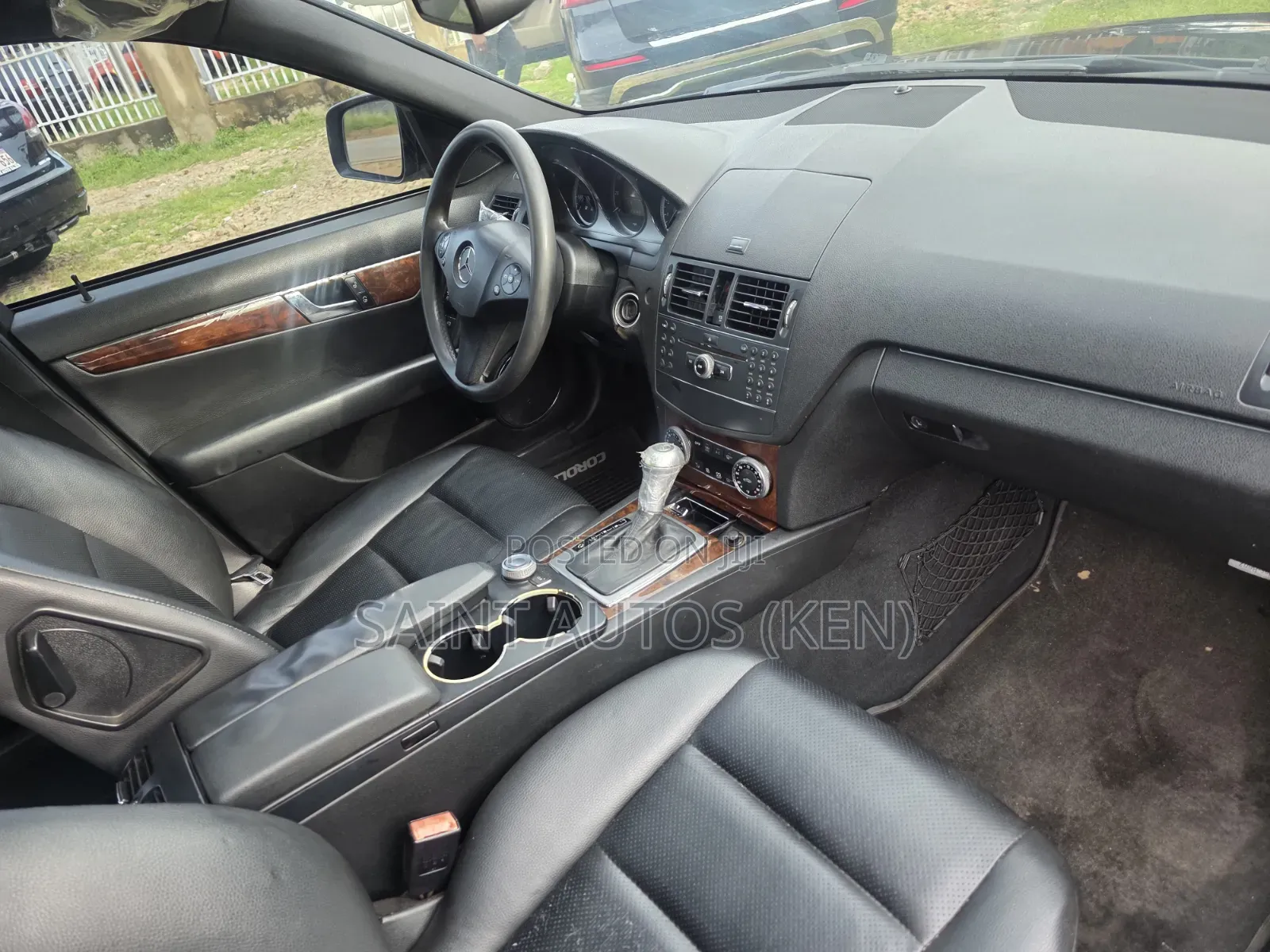 Mercedes-Benz C300 2009 Black