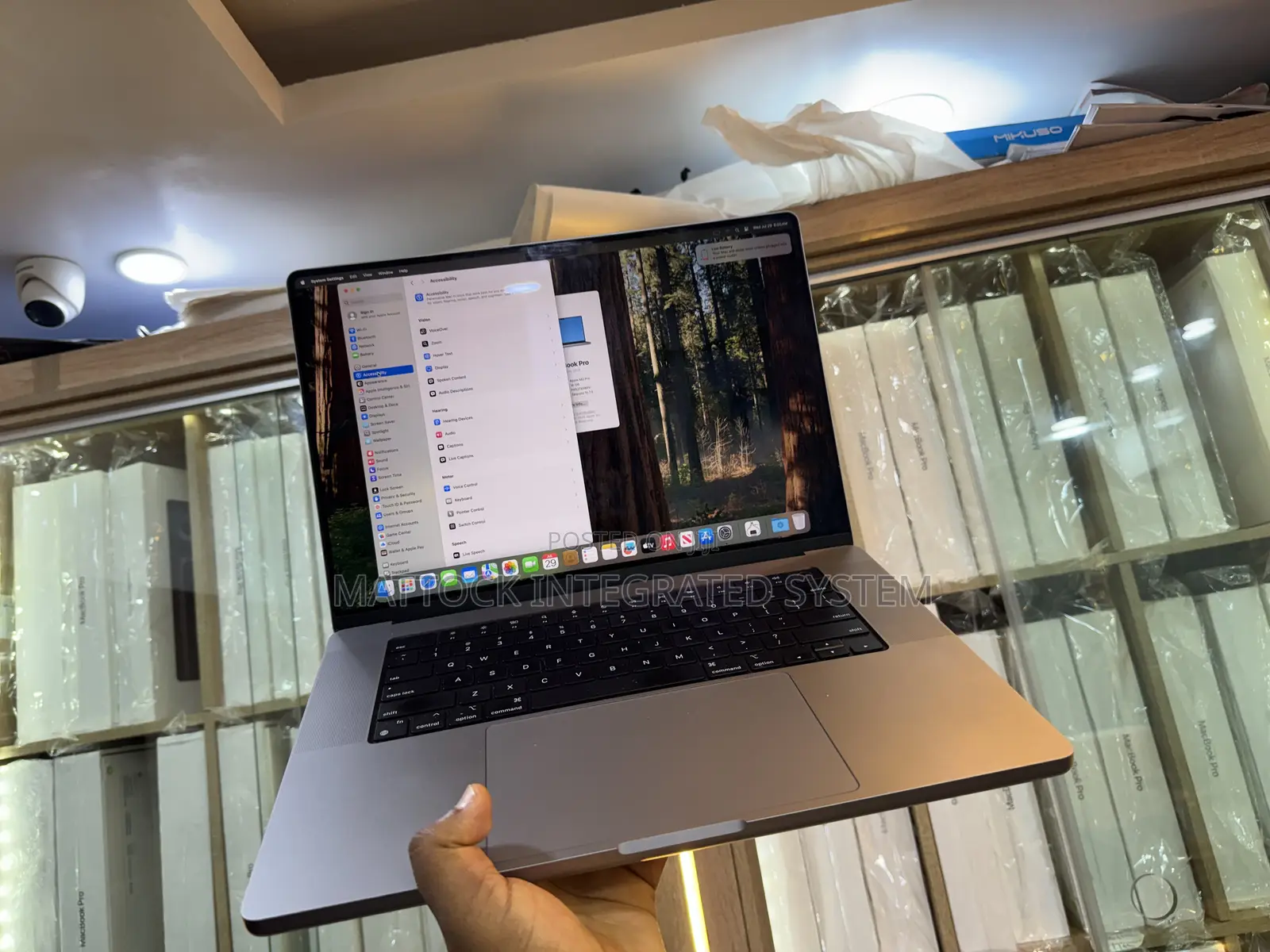 Laptop Apple MacBook Pro 2021 M1 Max 32GB Apple M1 Max SSD 1T