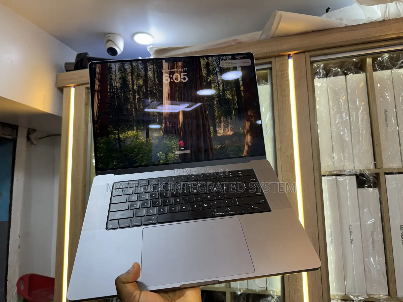 Laptop Apple MacBook Pro 2021 M1 Max 32GB Apple M1 Max SSD 1T