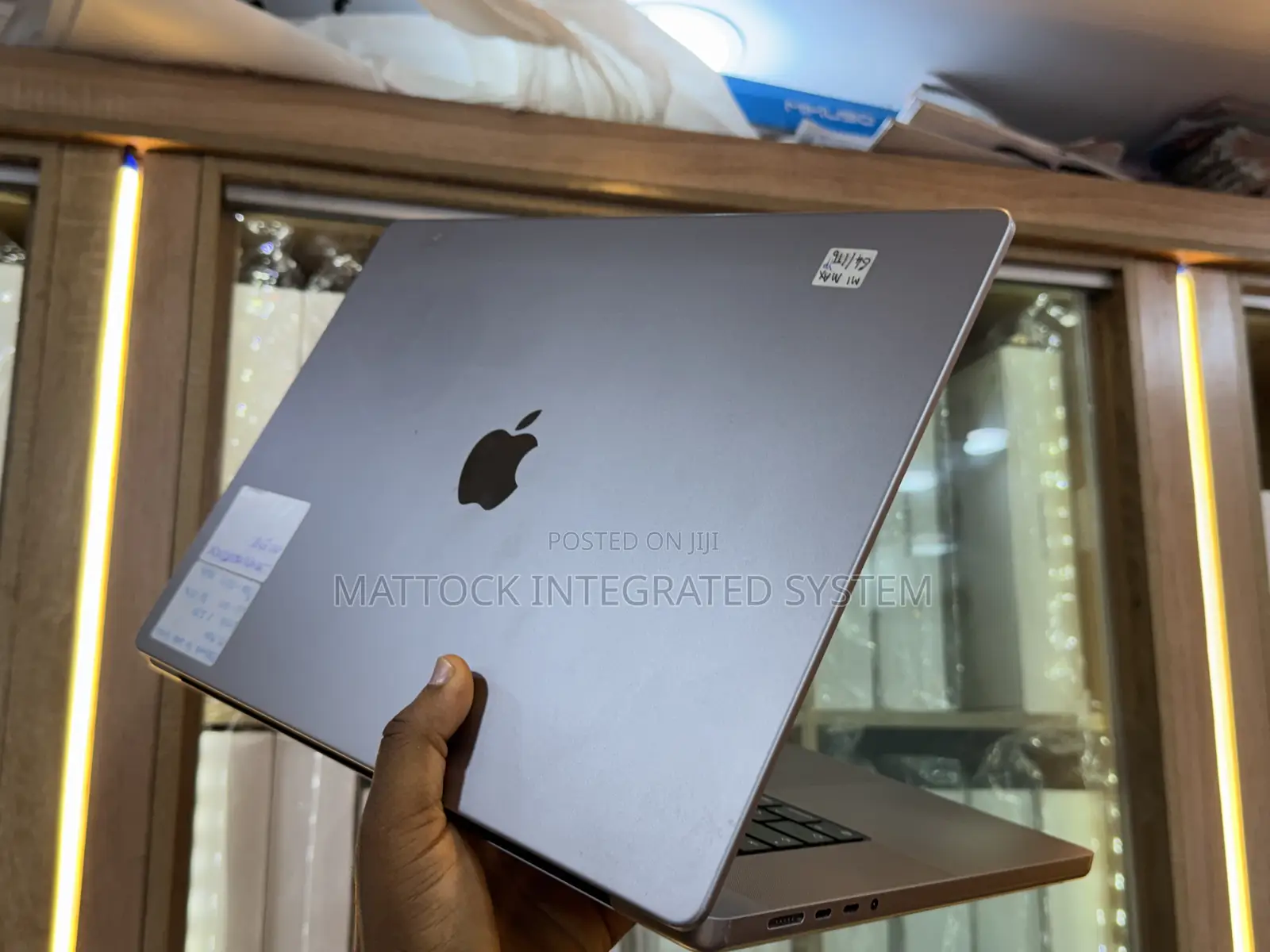 Laptop Apple MacBook Pro 2021 M1 Max 64GB Apple M1 Pro SSD 1T