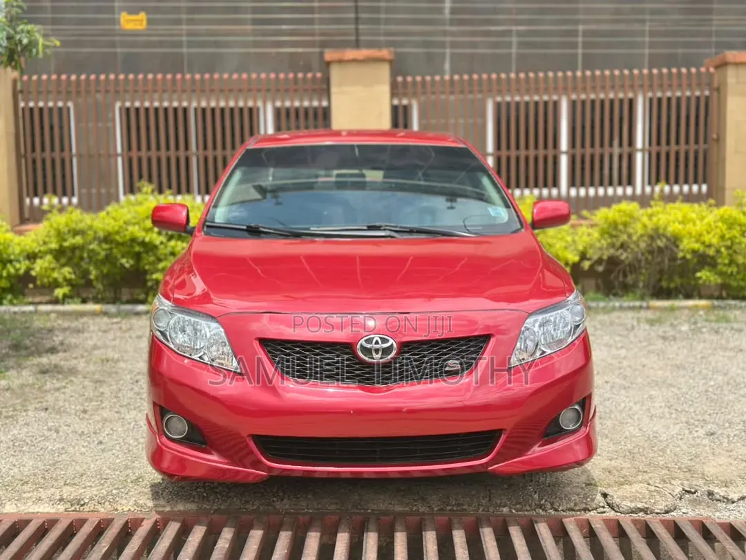 Toyota Corolla 2009 Red