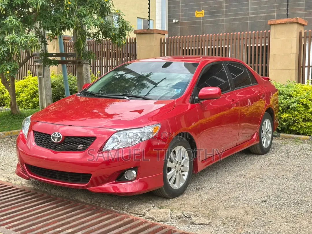 Toyota Corolla 2009 Red