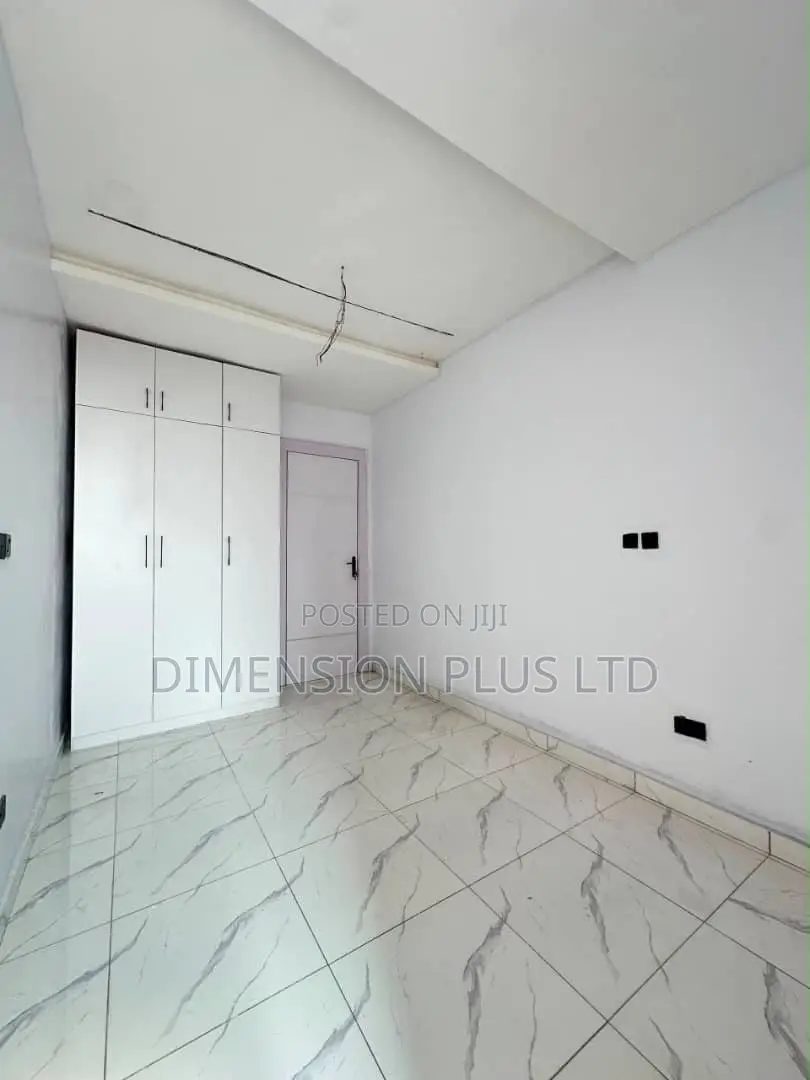 3bdrm Townhouse/Terrace in Chevron for sale