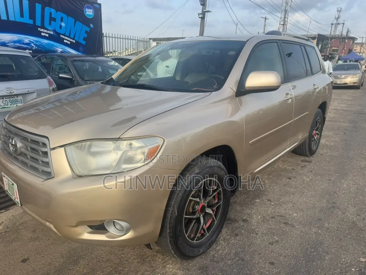 Toyota Highlander 2010 Gold