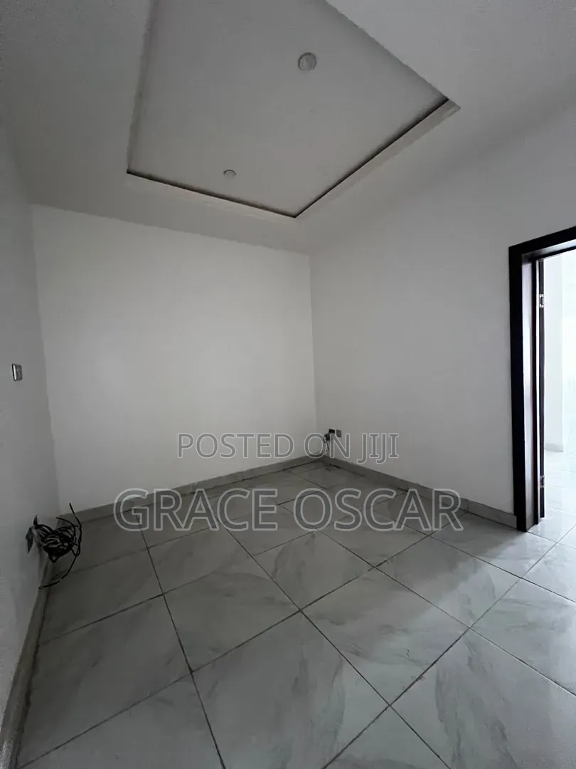 4bdrm Duplex in Ikate for sale