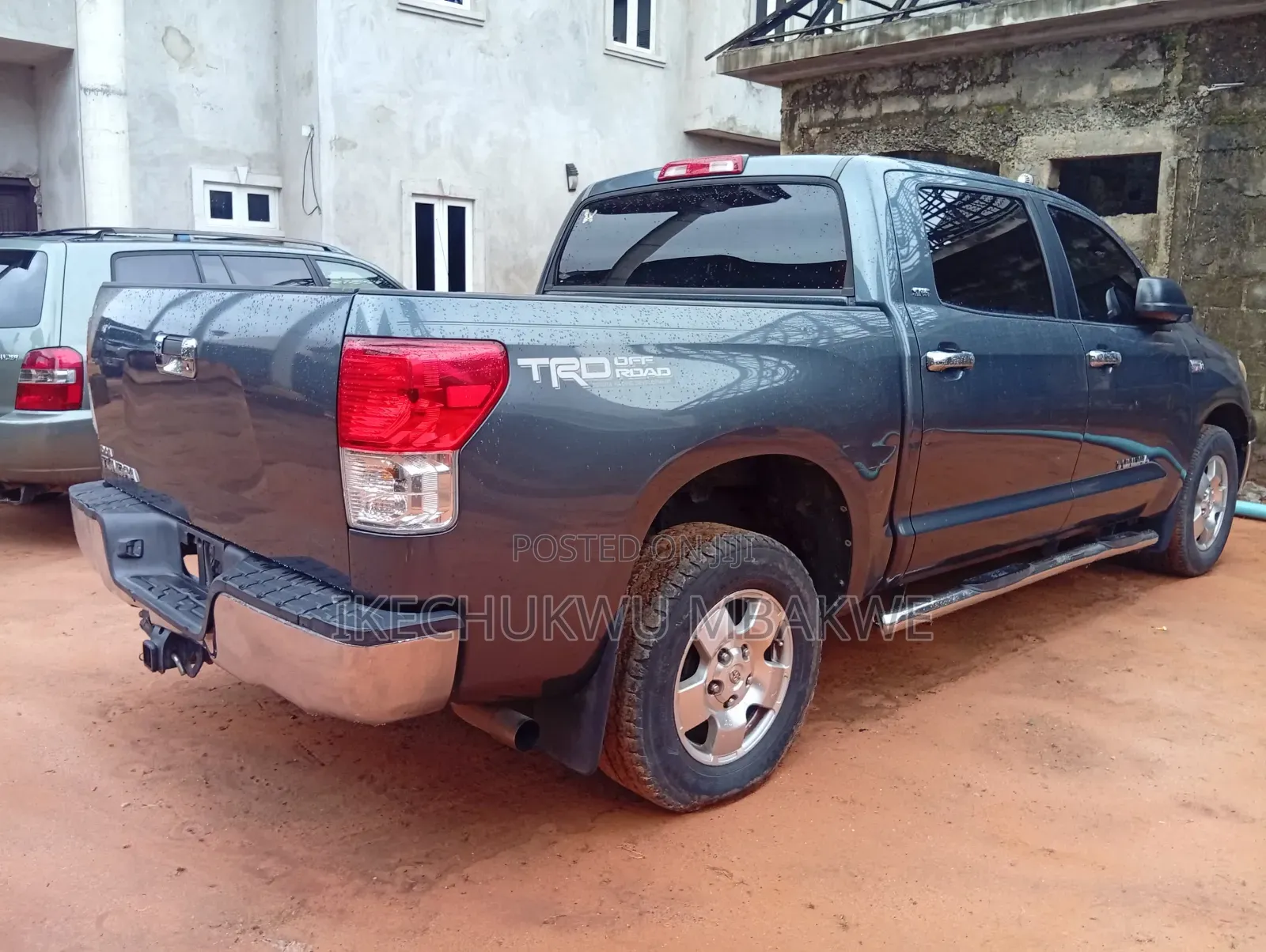 Toyota Tundra 2010 Blue