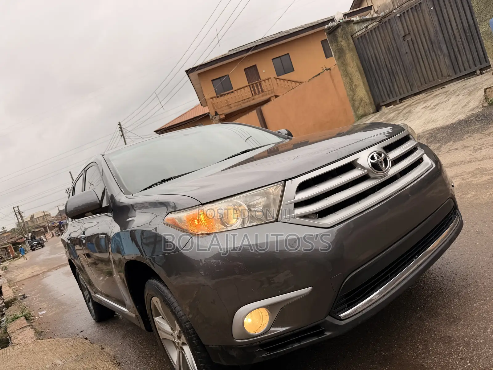 Toyota Highlander Limited 2012 Gray