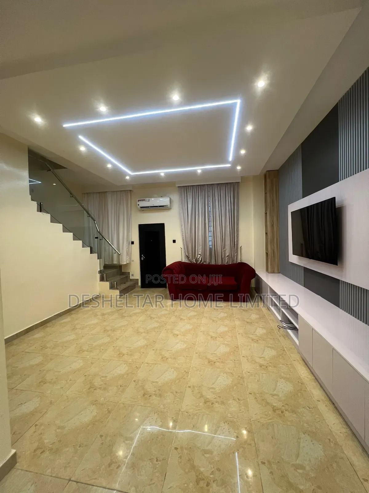 3bdrm Duplex in Off Whitesand for rent