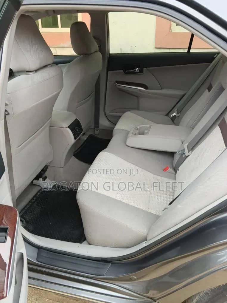 2014 Toyota Camry for Rent (Port-Harcourt)