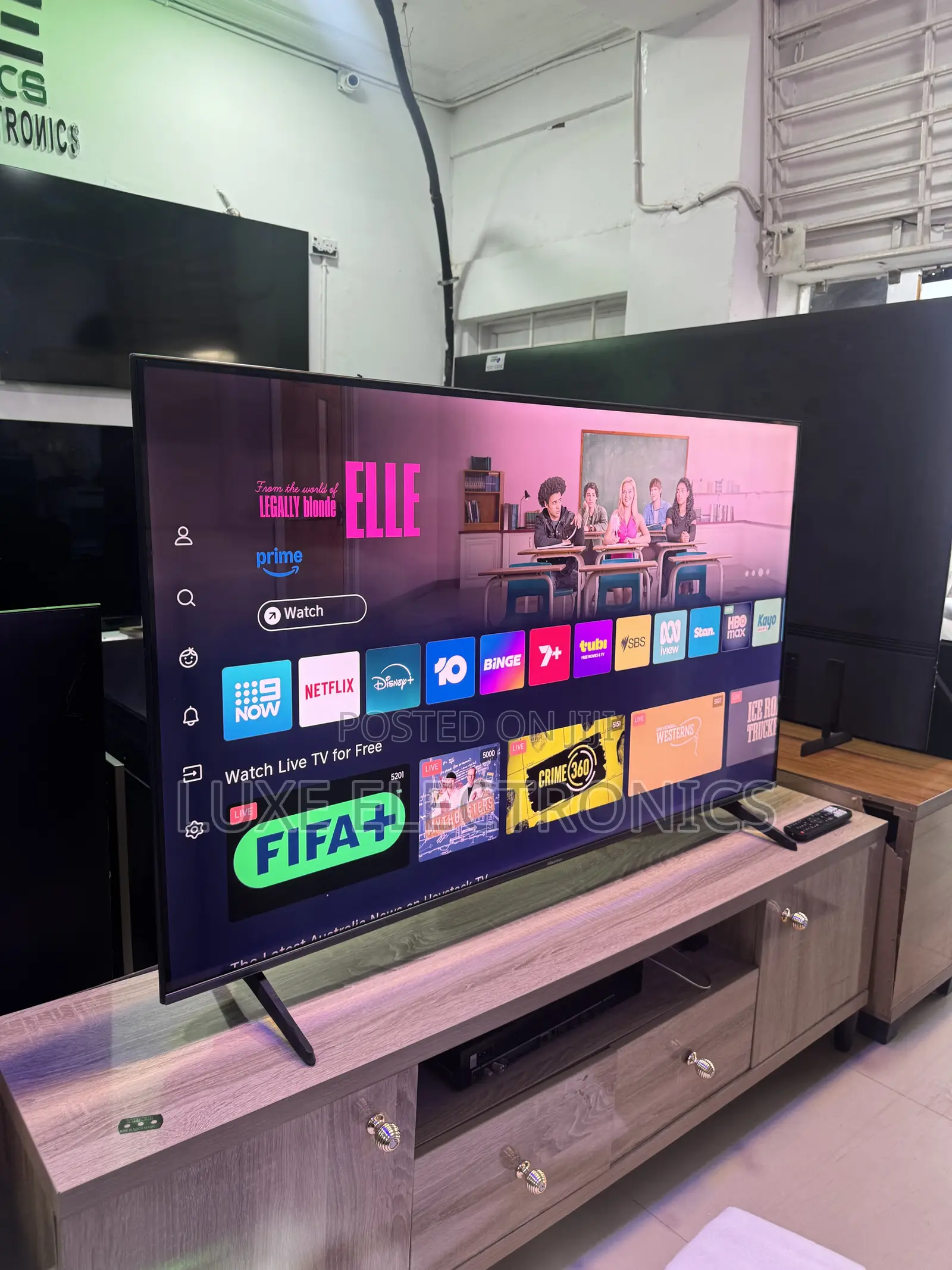 Hisense 55 Inches QLED Q6 Series Made in Europe