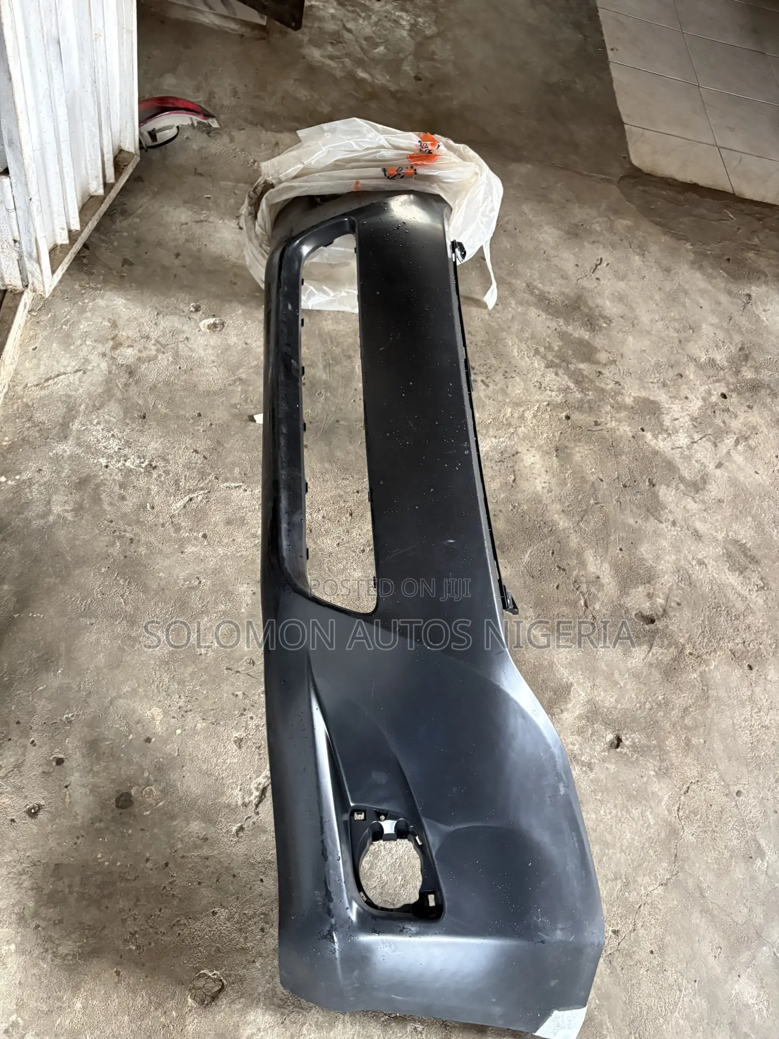 Front Bumper Toyota Venza 2010
