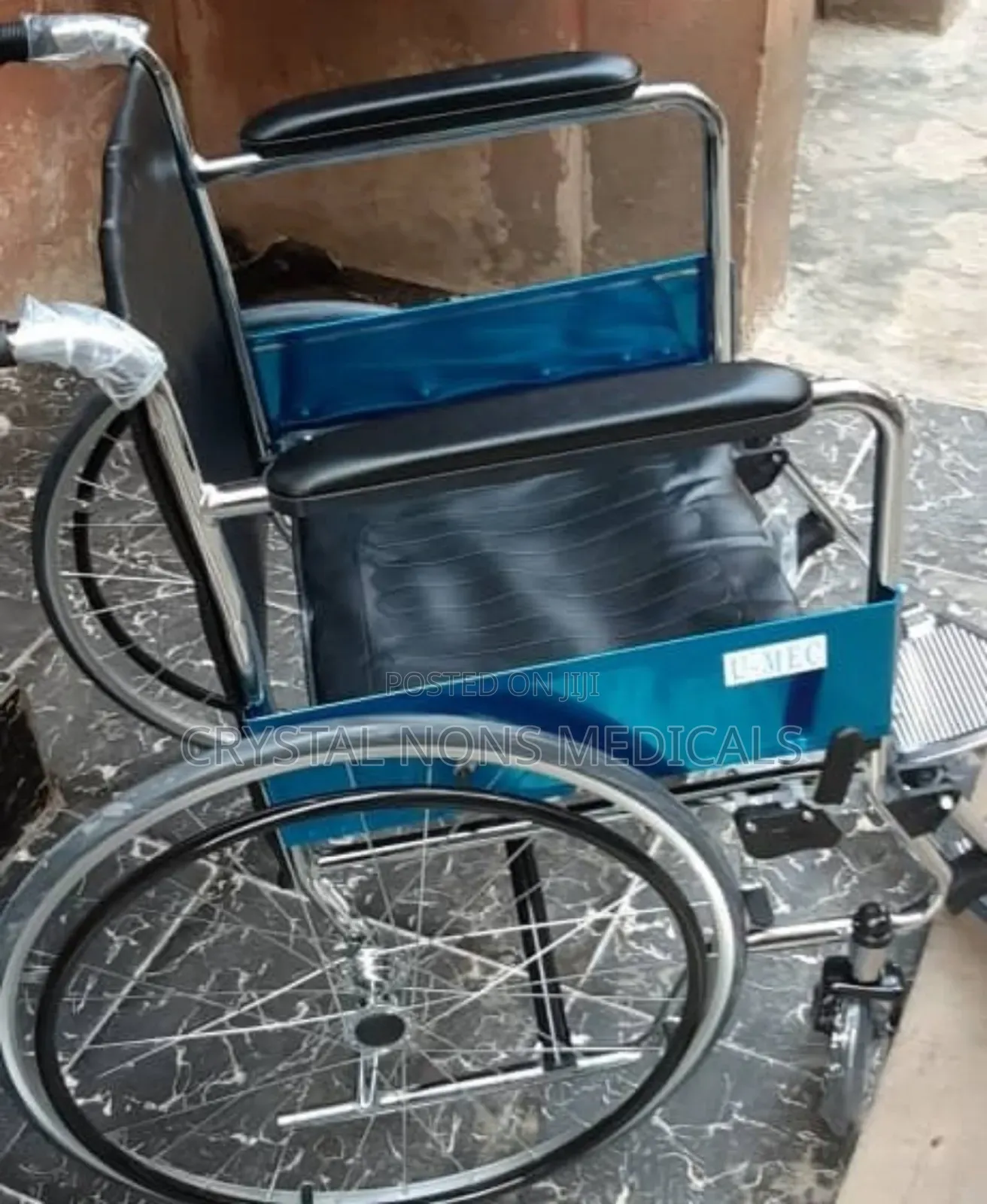 Umec Wheelchair