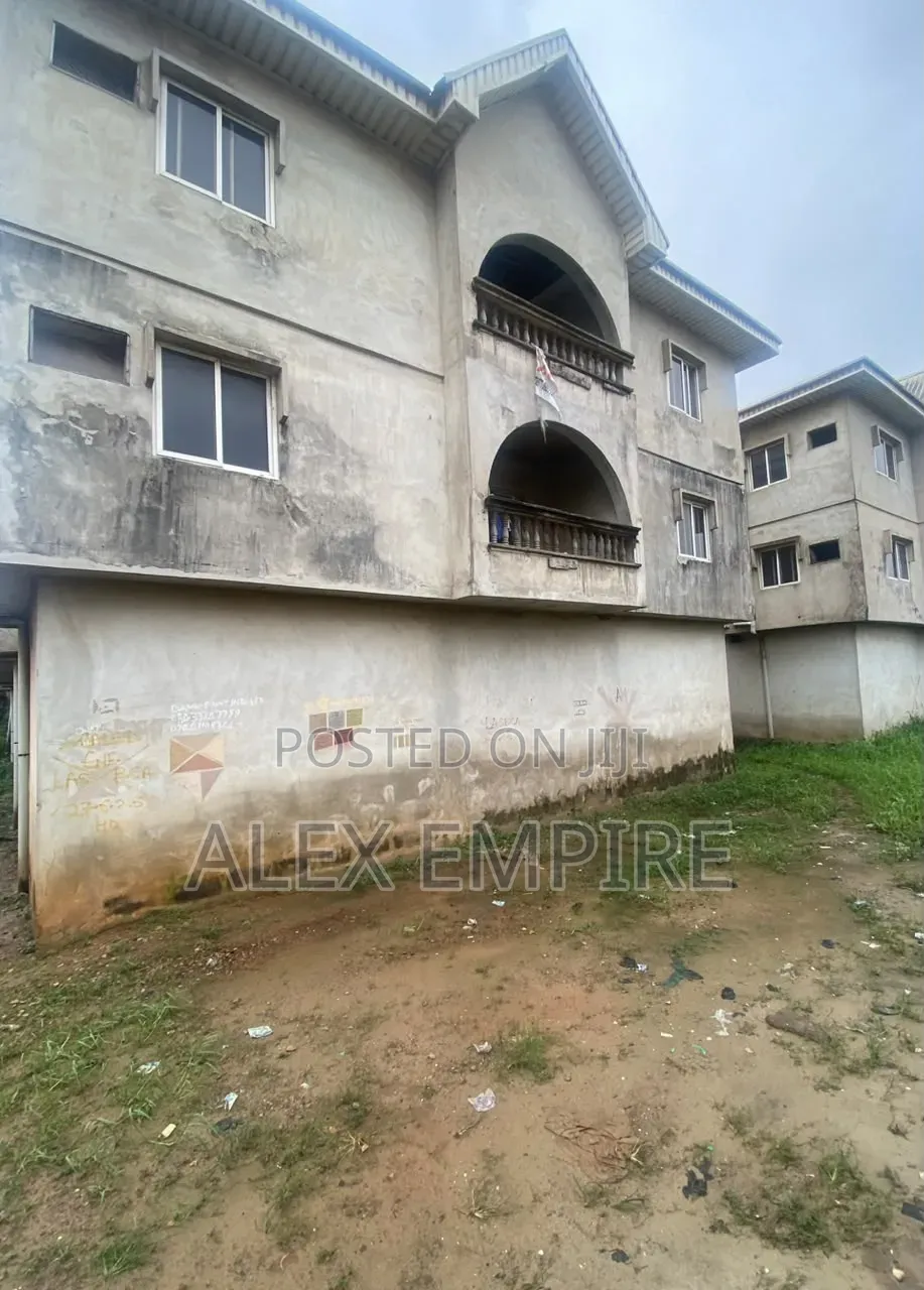 3bdrm Block of Flats in Trade Fair for sale