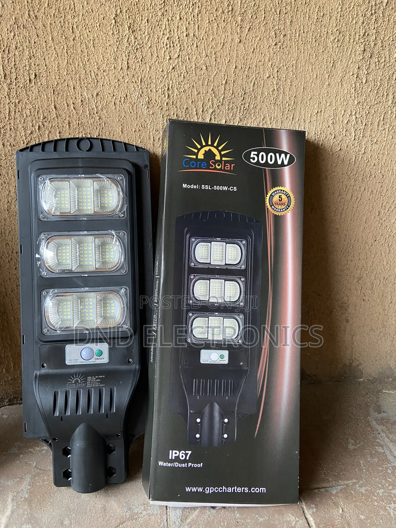 CoreSolar 500W All-in-One Solar Street Light Model: SSL-500W-CS
