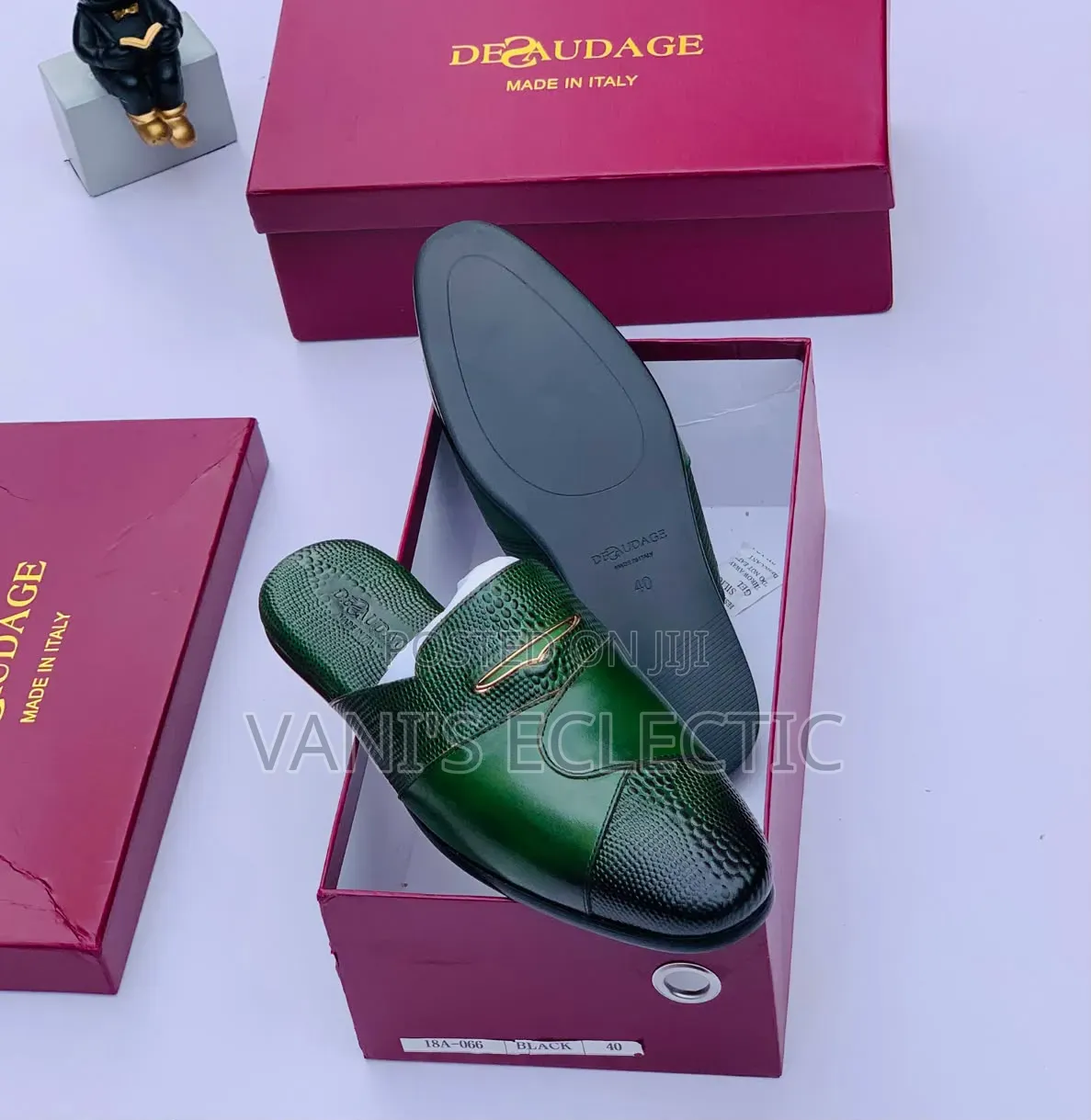 DeSaudaGe Half-Shoes