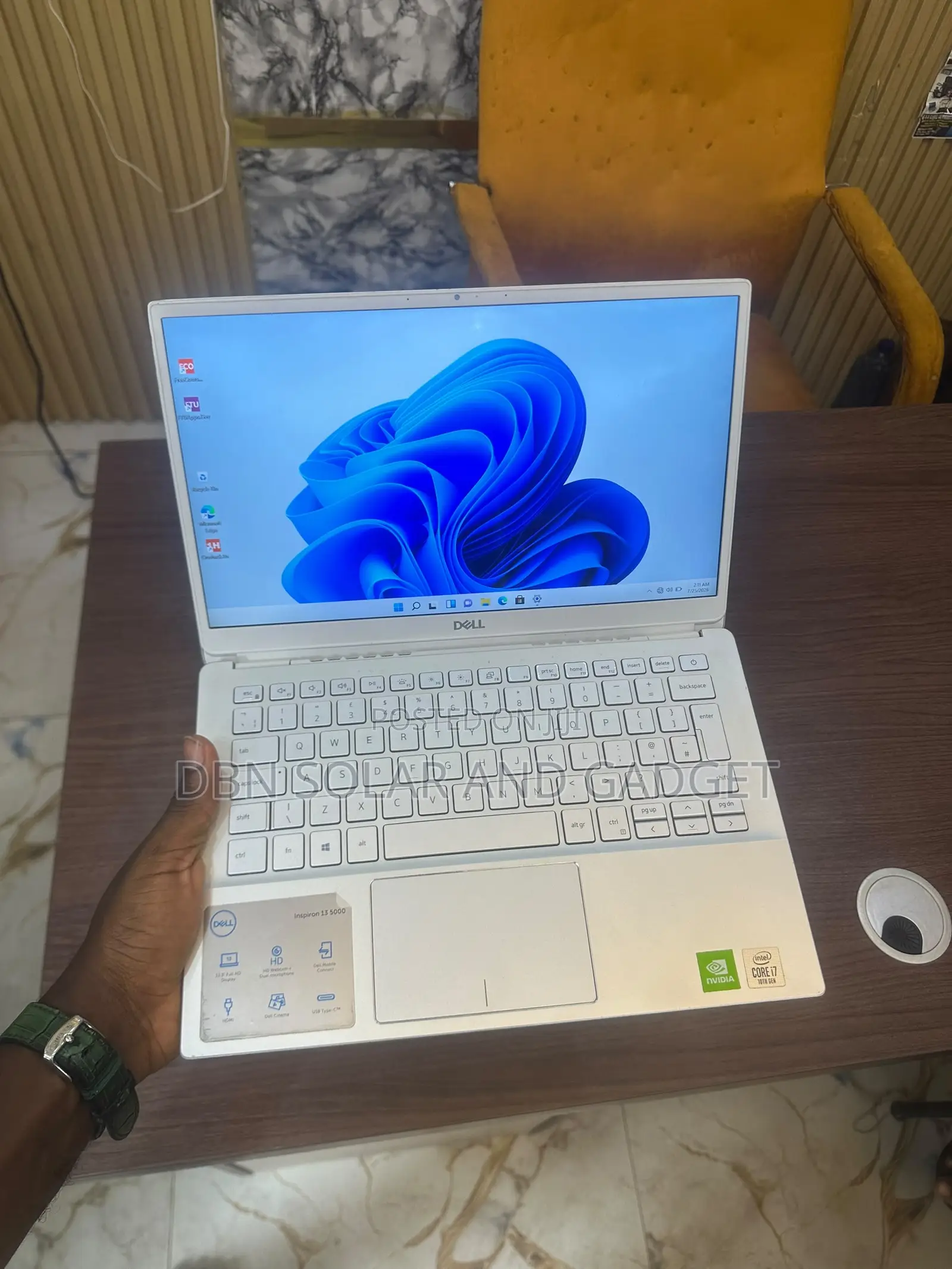 Laptop Dell Inspiron 13 5391 8GB Intel Core i7 SSD 256GB