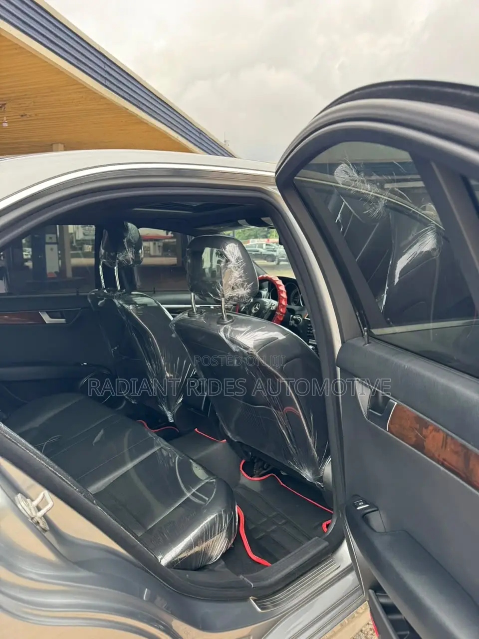 Mercedes-Benz C300 Sport 4Matic Sedan AWD (3.5L 6cyl 7A) 2013 Gray