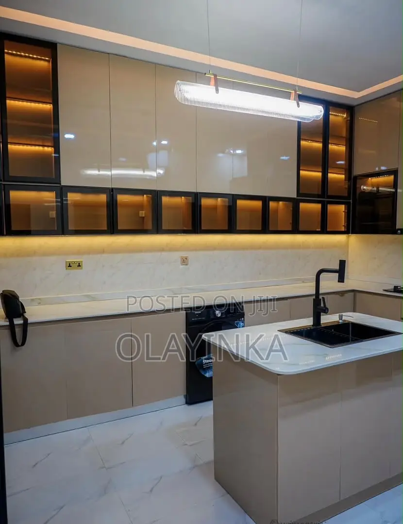 Luxury Custom Kitchen Cabinets | Premium Quality Modern Design