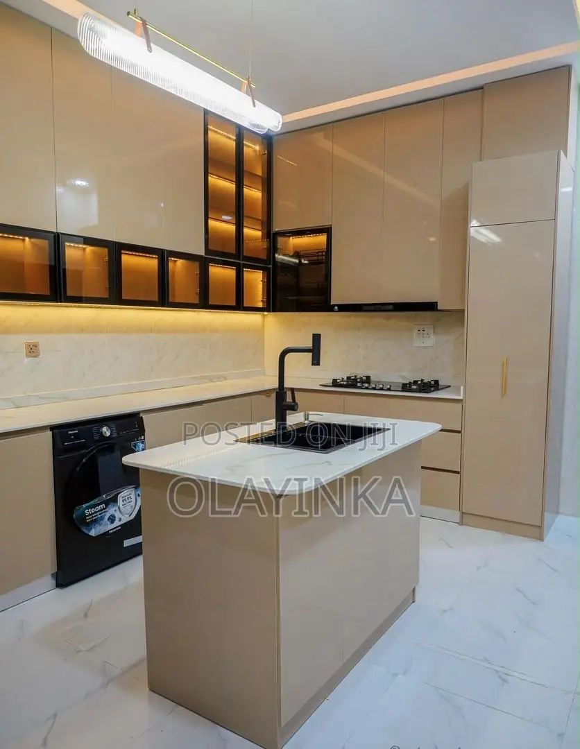 Luxury Custom Kitchen Cabinets | Premium Quality Modern Design