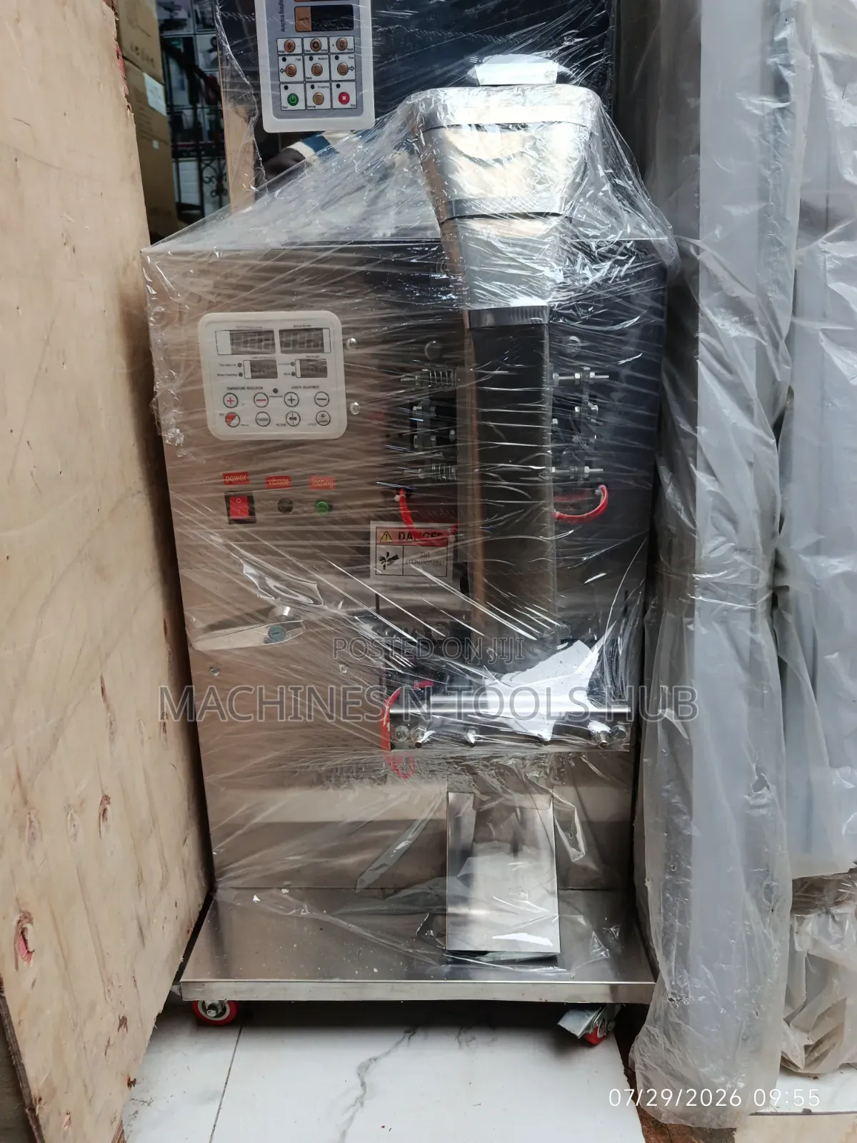 200grams Automatic Powder / Granule Packing Machine.