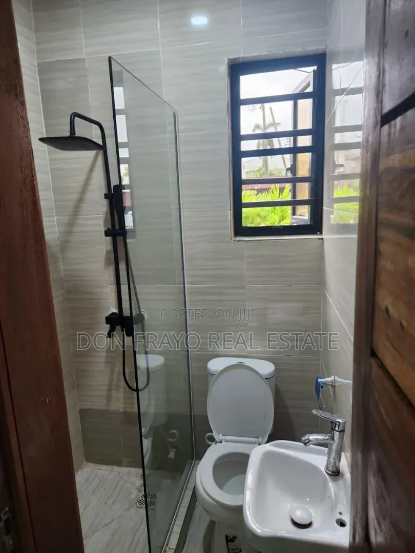 4bdrm Duplex in Eko Akete Awolowo Rd, Ikoyi for sale