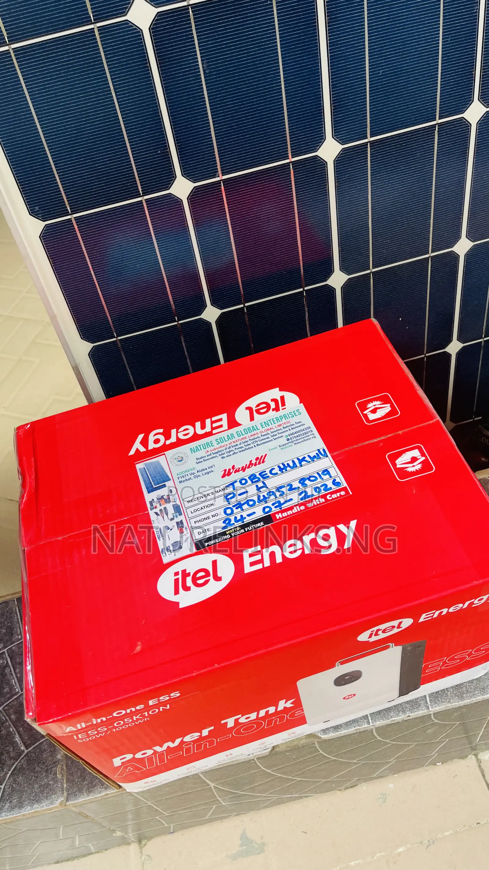 Itel Power Tank + 500W Solar Panel