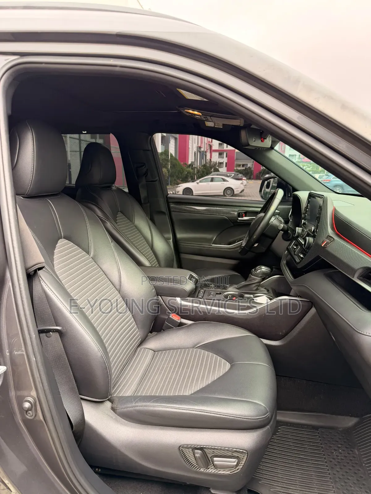 Toyota Highlander XSE 2022 Gray