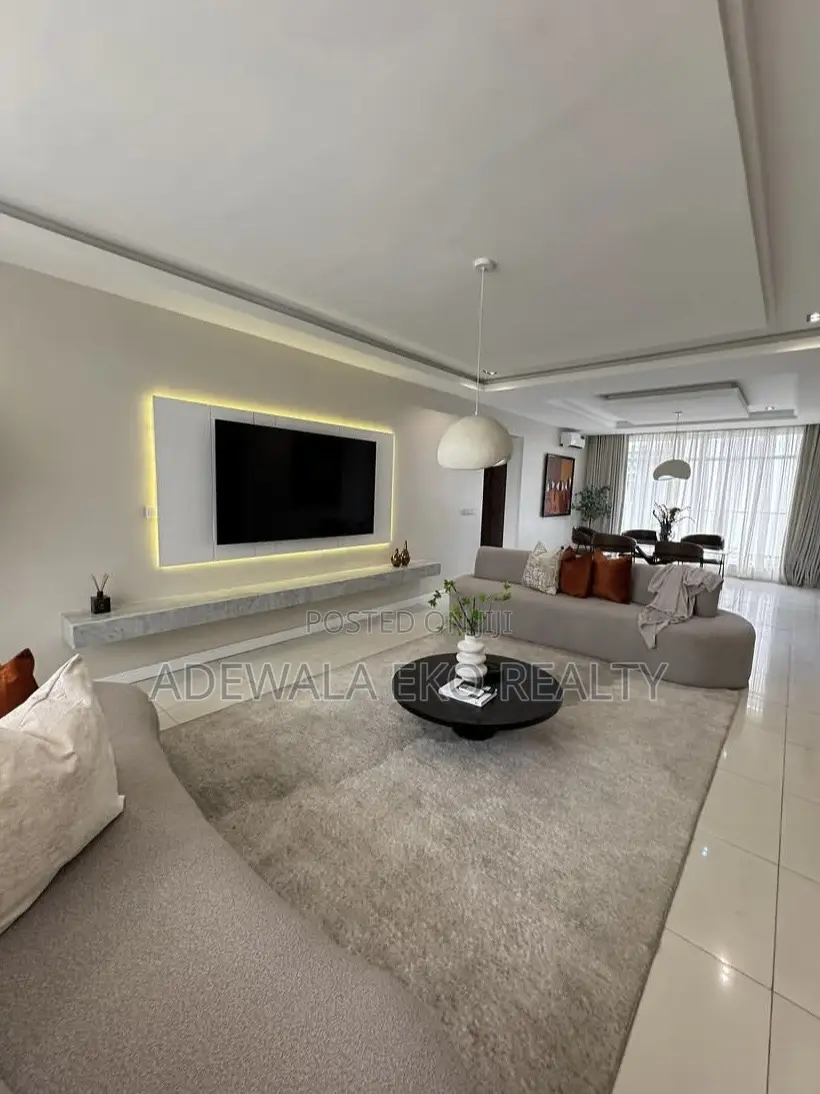 Luxury 3-Bedroom in Oniru, Victoria Island – Pool, 24/7 Power WiFi